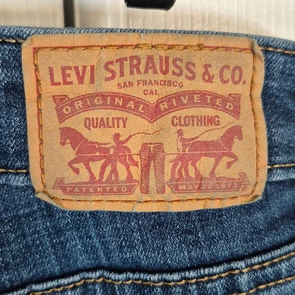 Levi's 32x30 725 high rise bootcut medium blue denim jeans women's - Picture 9 of 10